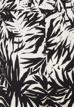 Anna Field Shorts - Black/off-white -Anna Field 3421448d2717498fbe1e4d1d062f9876