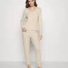 Anna Field Pyjama - Off-white
