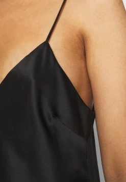 Anna Field SIMPLE SATIN SHORT SET - Nachtwäsche Set - Black -Anna Field 8f329bfd957241829840ac04de151b7c