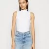 Anna Field Top - White