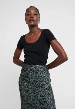 Anna Field 2 PACK - T-Shirt Basic - Black -Anna Field f8f858ed20b24789b8019797588fb528